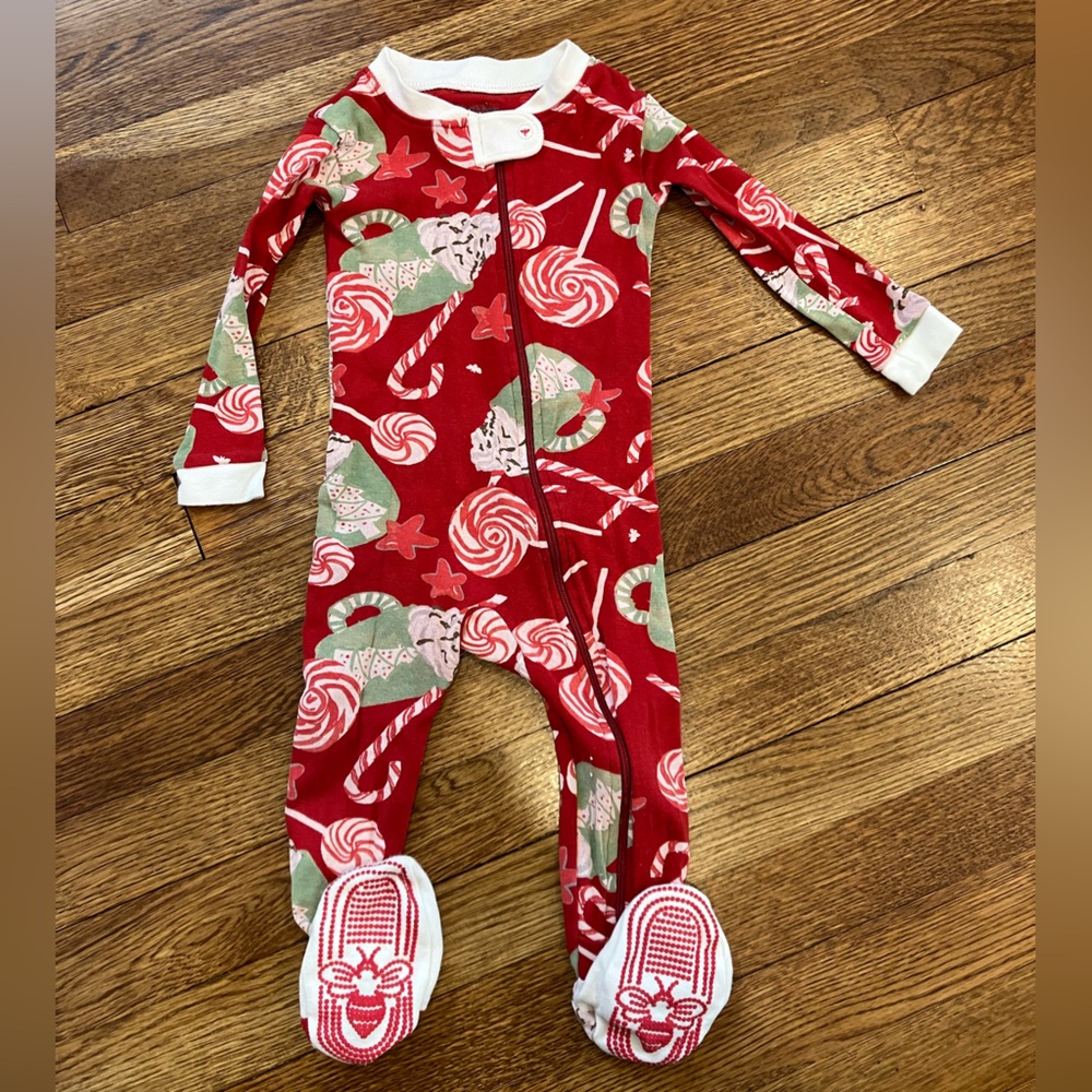 Burt’s Bees 🐝 Christmas Onesie 12 Months